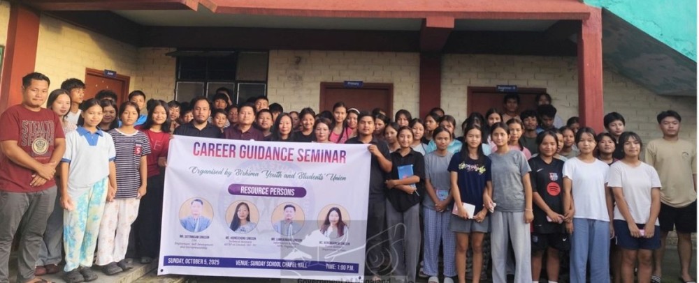 Career guidance seminar was organised for students and youth of Sirhima village by the Sirhima Youth and Students’ Organisation on October 5. (DIPR Photo)